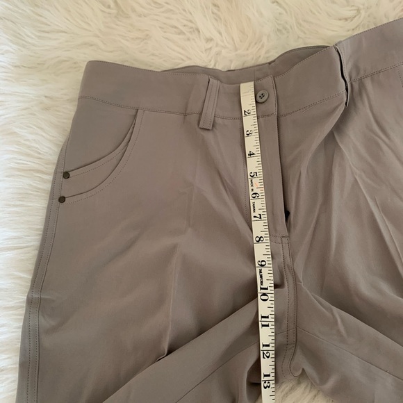 LOFT 8 Solid Short - Picture 2 of 5